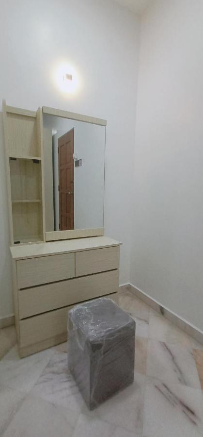 Cozy Corner House #4 Bedroom #3 Bathroom Ipoh Buitenkant foto