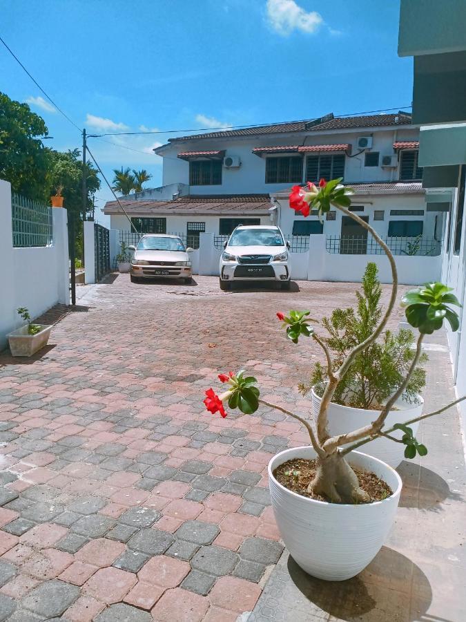 Cozy Corner House #4 Bedroom #3 Bathroom Ipoh Buitenkant foto